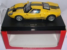 SLOT CAR AUTOART 13082 Ford GT