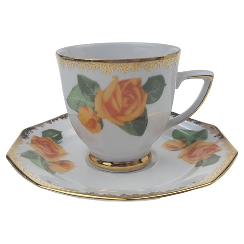 Sammeltasse mit untertasse - mit,