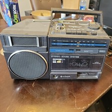 Hitachi TRK-930H Boombox FM/AM