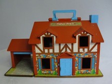 FISHER- PRICE Spielhaus aufklappbar LANDHAUS mit Glocke und Garagen-Rolltor