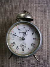 alter Junghans Glocken - Wecker    (funktioniert)