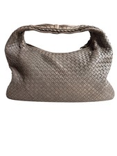 Bottega Veneta Grau Medium