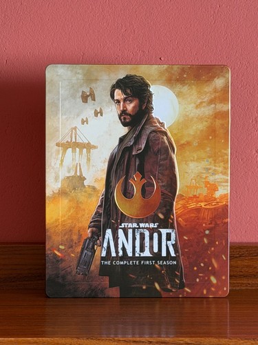 Star wars andor staffel - star, 1