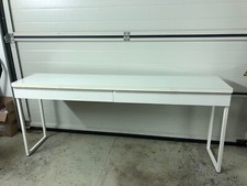 Schreibtisch BESTA BURS IKEA mit Glas, Überlänge, Hochglanz weiß, 2 Schubkästen