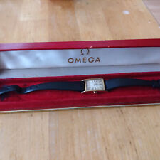 sehr elegante Omega vergoldete de Ville Uhr für Damen Handaufzug *aus Nachlass