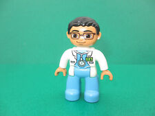 Lego Duplo Figur junger Mann Arzt Doktor Sanitäter Krankenhaus (080225W3)