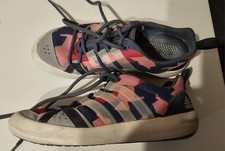 Ƹ̵̡Ӝ̵̨̄Ʒ ADIDAS Boat