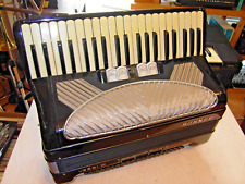 Akkordeon Hohner Verdi III 3 120 Bässe mit Koffer 3-chörig guter Zustand