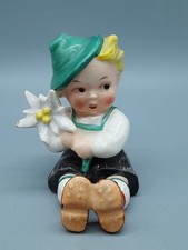 Goebel Figur Junge mit