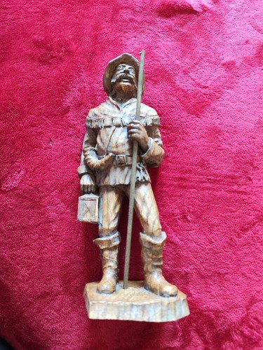 Holzschnitzfigur wachmann - holzschnitzfigur,