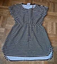 Kleid von Yigga Größe 146 gestreift schwar-weiß