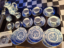 Hutschenreuther Porzellan 25 Teile Kaffeeservice Blau Zwiebelmuster ca. 1970iger