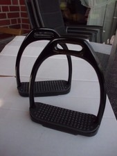 Steigbügel  schwarz aus