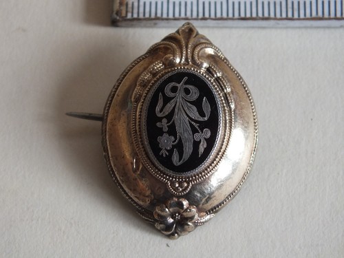 Alte kleine schaumgoldbrosche - alte,