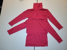 2 dünne Rollkragenpullover