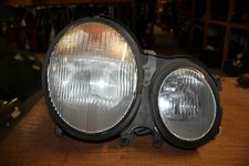 MERCEDES W210 95-02 E280 LIM.*FRONTSCHEINWERFER* RECHTS 11/1999 XENON