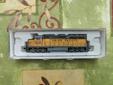 Spur N Atlas 48624 GP40-2 Union Pacific #910 DCC gealtert
