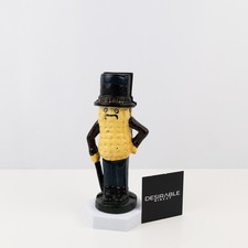 Gusseisen Erdnuss Gentleman