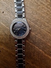 Rivado Elegante Damenuhr Quartzuhr Läuft