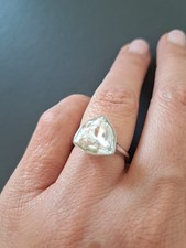 Schöner Swarovski Ring mir