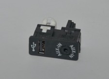 BMW 3ER F30 F31 Steuergerät USB Hub Schnittstelle AUX-IN USB-Anschluss 9229246