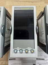 Eurotherm 3208 Temperatur-/Prozess-Regler