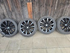 Sommerreifen Radsatz auf Alu