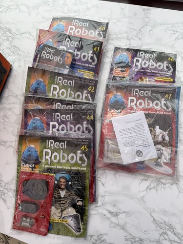 Ultimate real robots - ultimate, magazine