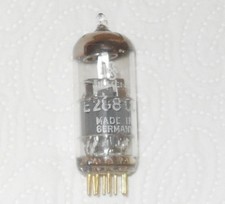 E288CC SIEMENS & HALSKE rauscharme Leistungs-Doppeltriode mit Spezial Kathoden.