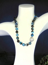 HALSKETTE EDELSTEIN FEUERACHAT.  183.7