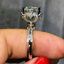 Schön 2,60 Kt Rund Diamant