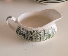 Royal TUDOR Ware Sauciere