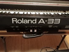 Roland A 33 mit Hardcase von Thon 