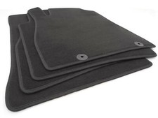 Fußmatten Nissan Pulsar 2014