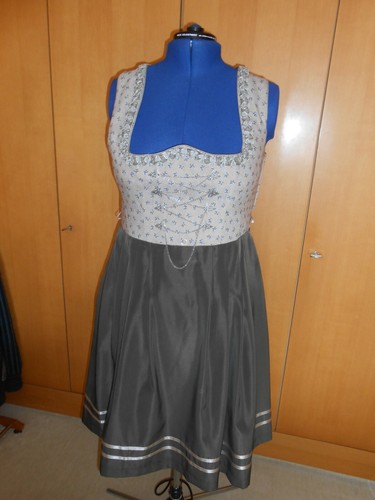 Lola paltinger dirndl mit - ,