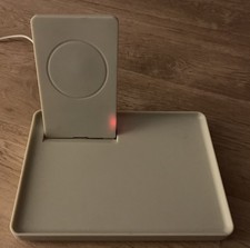 TCM Ladeschale inkl.  Kabel und Stecker für Handy und Notebook