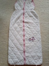 Kleinkinderschlafsack, Odenwälder Baby-Nest, gesteppt, weiß, rosa Striche