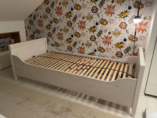 Massivholz Bett Jugendbett  LUMIO weiss, von Wellemöbel 90x200 mit Lattenrost