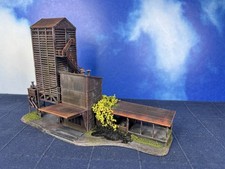 Kibri Spur N 7458 Kohlenlager Landhandel Siloanlage Gebäude Patiniert Gealtert