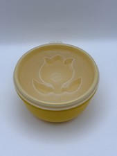 Vintage Tupperware 620-4