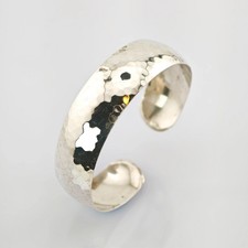 Silber Armreif gehämmert im