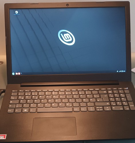 Lenovo ideapad v145 - v145,, 15“