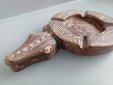 Handgefertigter Speckstein-Aschenbecher – Krokodil-Design mit Tiergravuren, Vint