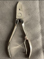 Perfekter Zustand Nagel- &