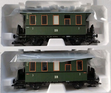 2x Piko 37125 Personenwagen DR
