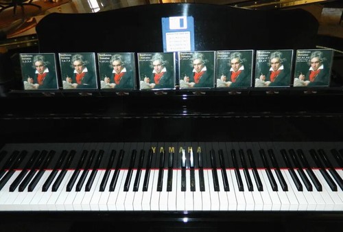 Beethoven piano sonatas yamaha - piano,