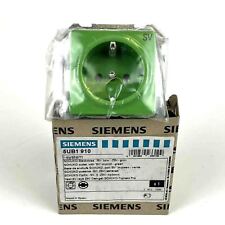 Siemens 5UB1910 Schuko Steckdose grün -SV- (2Stk.) DELTA i-system, unused/OVP