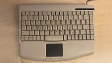 Servertastatur mit Touchpad und PS/2 Anschluss + Adapter auf USB