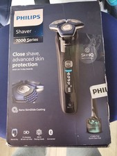 Philips Rasierer Series 7000, Typ 7886, OVP, wie neu, kostenloser Versand!