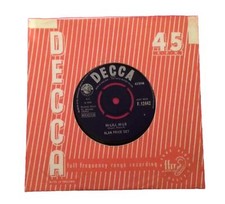 E990. Hi-Lili, Hi-Lo, Alan